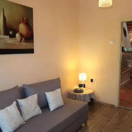 Holiday home Nino - Lbn305 By Interhome *