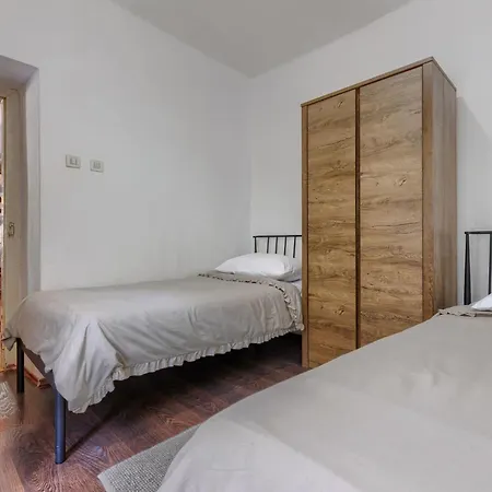 Holiday home Nino - Lbn305 By Interhome *
